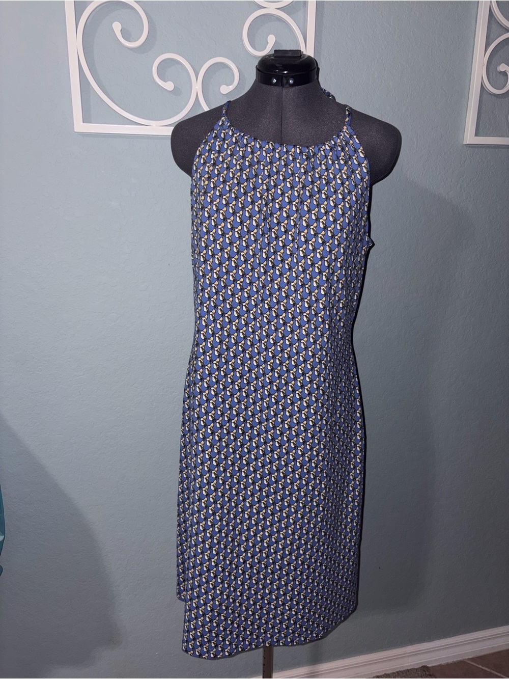 Like new J. McLaughlin Maria equestrian halter dress